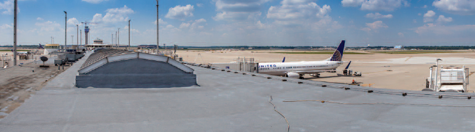piana poliuretanowa na dachu lotniska